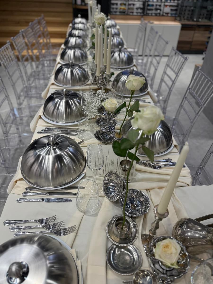 Corporate event catering and décor by Dream Team Catering